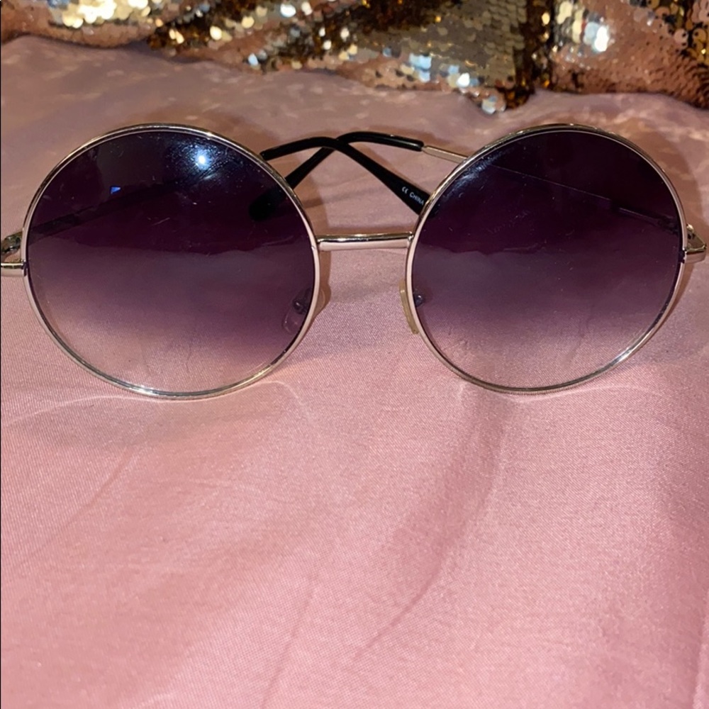 Black & Gray Gradient Round Sunglasses